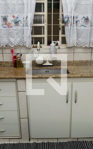 Casa à venda com 144m², 3 quartos e 2 vagasCozinha