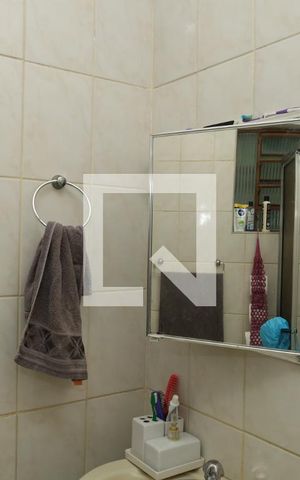 Casa à venda com 144m², 3 quartos e 2 vagasBanheiro
