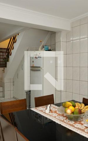 Casa à venda com 144m², 3 quartos e 2 vagasCozinha
