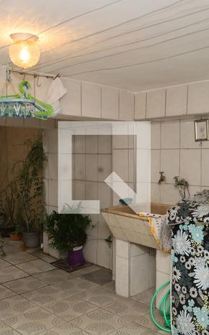 Casa à venda com 144m², 3 quartos e 2 vagasÁrea de Serviço