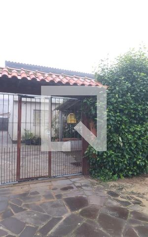 Casa à venda com 150m², 4 quartos e 2 vagasFachada