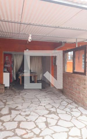 Casa à venda com 150m², 4 quartos e 2 vagasGaragem
