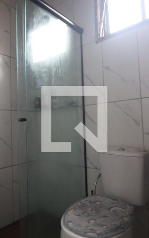 Casa à venda com 150m², 4 quartos e 2 vagasBanheiro 2