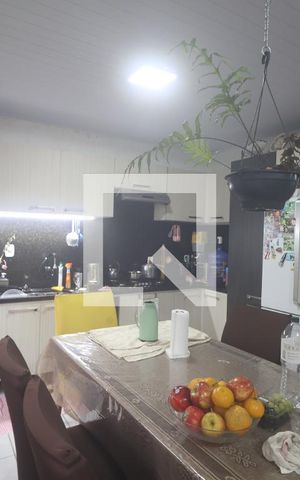Casa à venda com 150m², 4 quartos e 2 vagasCozinha