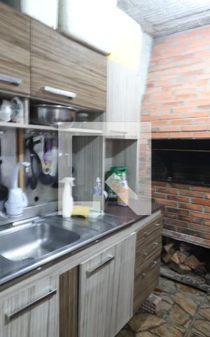 Casa à venda com 150m², 4 quartos e 2 vagasÁrea comum - Churrasqueira