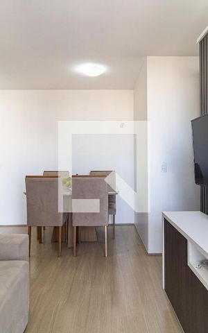 Apartamento à venda com 55m², 2 quartos e 1 vaga Apartamento à venda com 55m², 2 quartos e 1 vagaSala