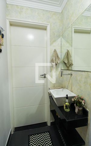 Casa à venda com 123m², 3 quartos e 2 vagas Casa à venda com 123m², 3 quartos e 2 vagasLavabo