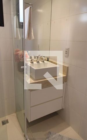 Apartamento à venda com 288m², 3 quartos e 4 vagasBanheiro 1
