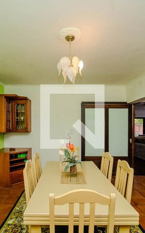 Casa à venda com 287m², 3 quartos e 5 vagas Casa à venda com 287m², 3 quartos e 5 vagasSala de Jantar