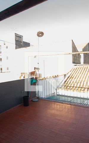 Casa à venda com 120m², 3 quartos e 5 vagas Casa à venda com 120m², 3 quartos e 5 vagasQuintal