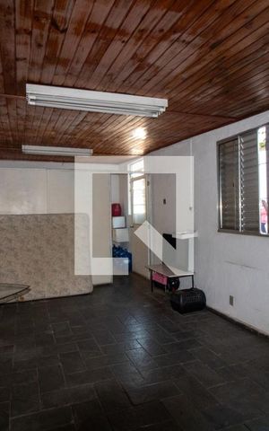 Casa à venda com 120m², 3 quartos e 5 vagas Casa à venda com 120m², 3 quartos e 5 vagasSalão de Festas