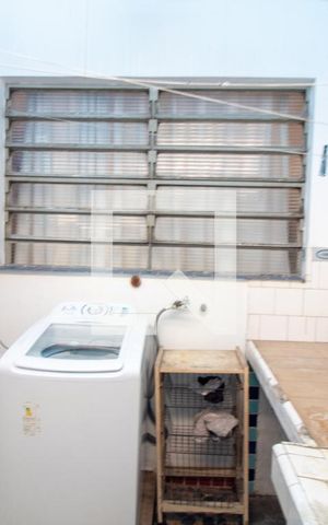 Casa à venda com 120m², 3 quartos e 5 vagas Casa à venda com 120m², 3 quartos e 5 vagasÁrea de Serviço