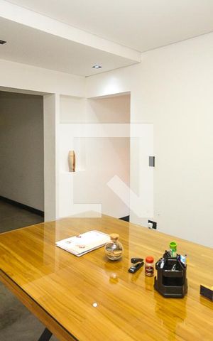 Casa à venda com 300m², 2 quartos e 2 vagasSala de Jantar