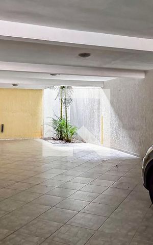 Apartamento à venda com 180m², 3 quartos e 2 vagas Apartamento à venda com 180m², 3 quartos e 2 vagasGaragem