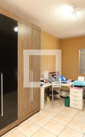 Casa à venda com 325m², 5 quartos e 2 vagasQuarto 4