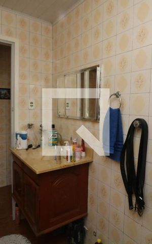 Casa à venda com 325m², 5 quartos e 2 vagasBanheiro 3