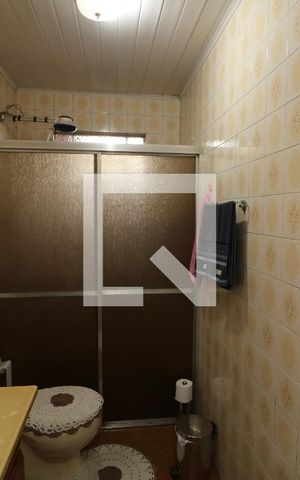 Casa à venda com 325m², 5 quartos e 2 vagasBanheiro 3