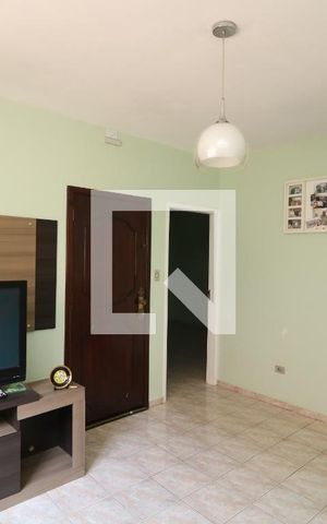 Casa à venda com 325m², 5 quartos e 2 vagasSala