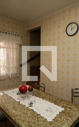 Casa à venda com 325m², 5 quartos e 2 vagasCozinha