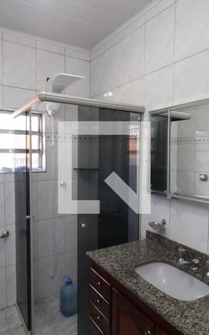 Casa à venda com 325m², 5 quartos e 2 vagasBanheiro
