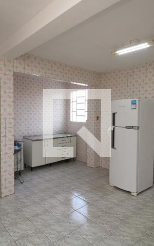 Casa à venda com 325m², 5 quartos e 2 vagasCozinha