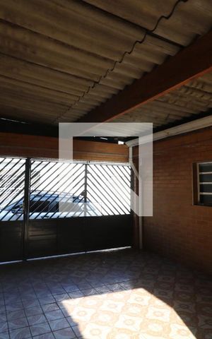 Casa à venda com 325m², 5 quartos e 2 vagasGaragem