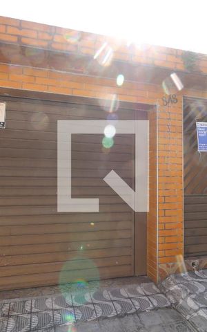 Casa à venda com 325m², 5 quartos e 2 vagasFachada