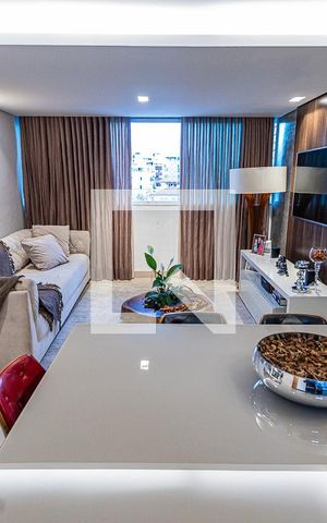Apartamento para alugar com 190m², 4 quartos e 3 vagas Apartamento para alugar com 190m², 4 quartos e 3 vagasSala