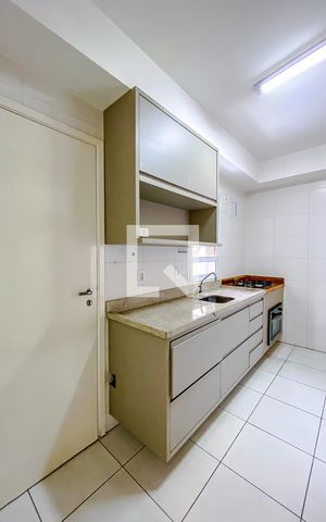 Apartamento à venda com 101m², 2 quartos e 2 vagasCozinha