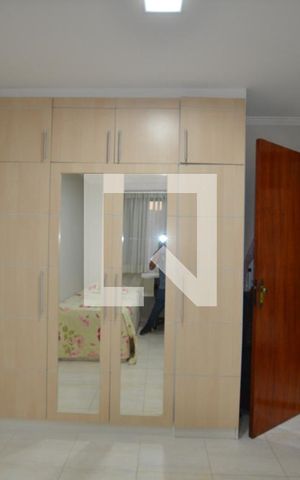 Apartamento à venda com 184m², 4 quartos e 2 vagasQuarto 3