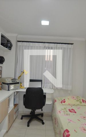 Apartamento à venda com 184m², 4 quartos e 2 vagasQuarto 3