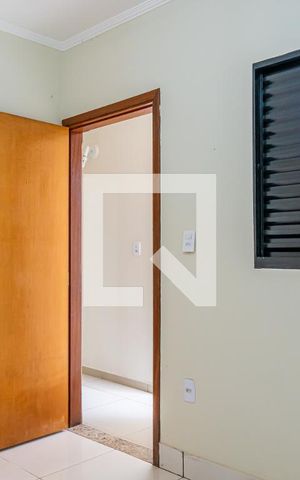 Casa à venda com 237m², 4 quartos e 4 vagas Casa à venda com 237m², 4 quartos e 4 vagasQuarto 1