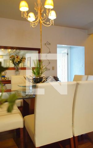 Casa à venda com 350m², 3 quartos e 2 vagasSala de Jantar
