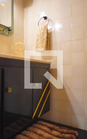 Casa à venda com 350m², 3 quartos e 2 vagasLavabo