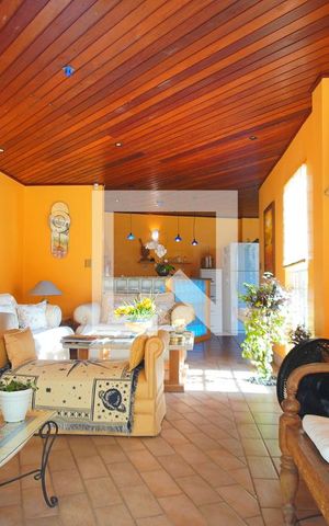 Casa à venda com 350m², 3 quartos e 2 vagasSalão de Festas