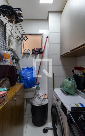 Apartamento à venda com 40m², 2 quartos e sem vaga Apartamento à venda com 40m², 2 quartos e sem vagaSala/Cozinha/Área de Serviço