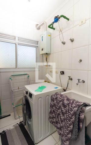 Apartamento para alugar com 60m², 2 quartos e 2 vagas Apartamento para alugar com 60m², 2 quartos e 2 vagasLavanderia