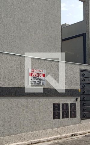 Casa de condomínio para alugar com 70m², 2 quartos e 1 vaga Casa de condomínio para alugar com 70m², 2 quartos e 1 vagaFachada