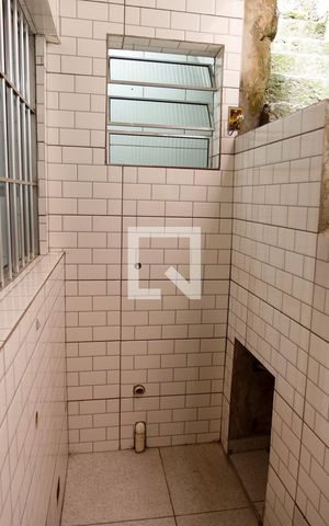 Casa à venda com 83m², 1 quarto e 1 vagaÁrea de Serviço