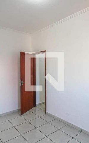 Casa para alugar com 70m², 2 quartos e sem vaga Casa para alugar com 70m², 2 quartos e sem vagaQuarto 1