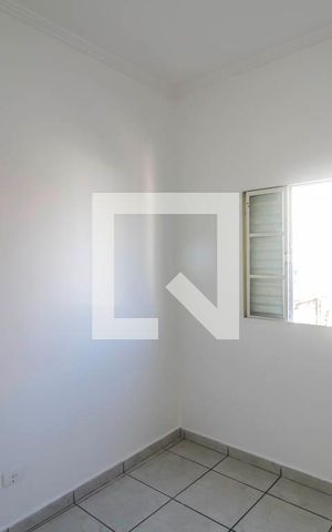 Casa para alugar com 70m², 2 quartos e sem vaga Casa para alugar com 70m², 2 quartos e sem vagaQuarto 2