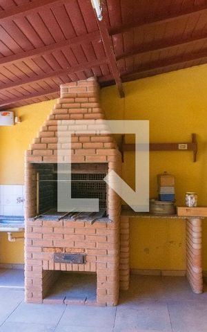 Casa para alugar com 185m², 3 quartos e 5 vagas Casa para alugar com 185m², 3 quartos e 5 vagasChurrasqueira