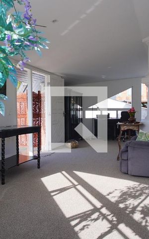 Casa para alugar com 600m², 3 quartos e 5 vagasEscritório