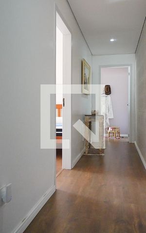 Casa para alugar com 600m², 3 quartos e 5 vagasCorredor