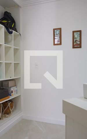 Casa para alugar com 600m², 3 quartos e 5 vagasBanheiro suite 1
