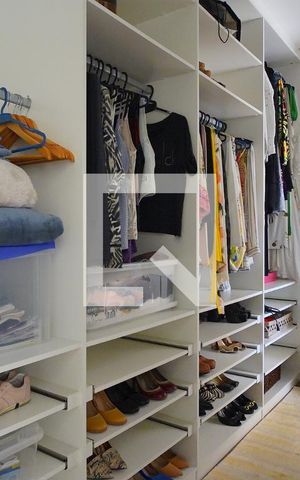 Casa para alugar com 600m², 3 quartos e 5 vagasCloset