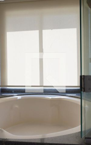 Casa para alugar com 600m², 3 quartos e 5 vagasBanheira