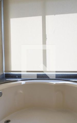 Casa para alugar com 600m², 3 quartos e 5 vagasBanheira