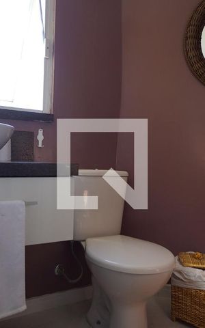 Casa para alugar com 600m², 3 quartos e 5 vagasLavabo