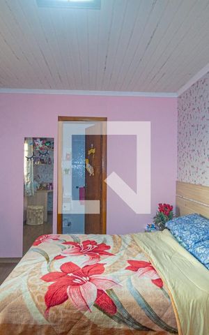 Casa à venda com 350m², 5 quartos e 5 vagas Casa à venda com 350m², 5 quartos e 5 vagasSuíte 4